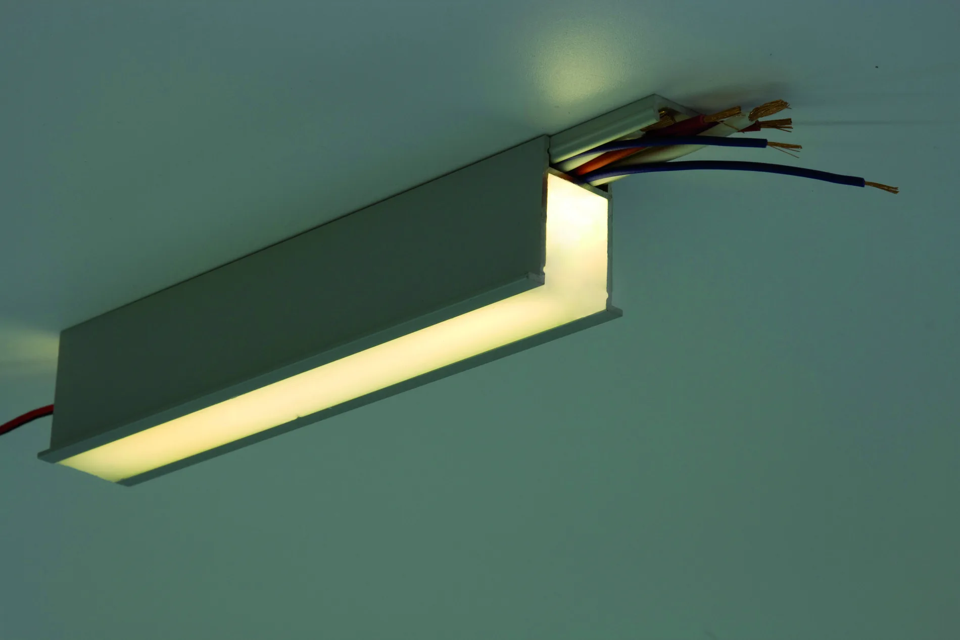 Alurays Aluminiumprofil mit Verguss
